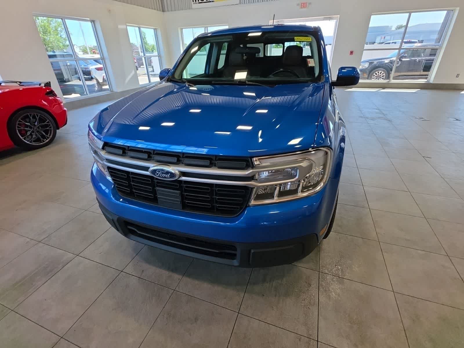 Used 2022 Ford Maverick Lariat w/ Lariat Luxury Package AWD/4WD image 3