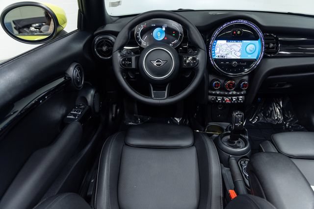Used 2024 MINI Cooper S FWD image 3