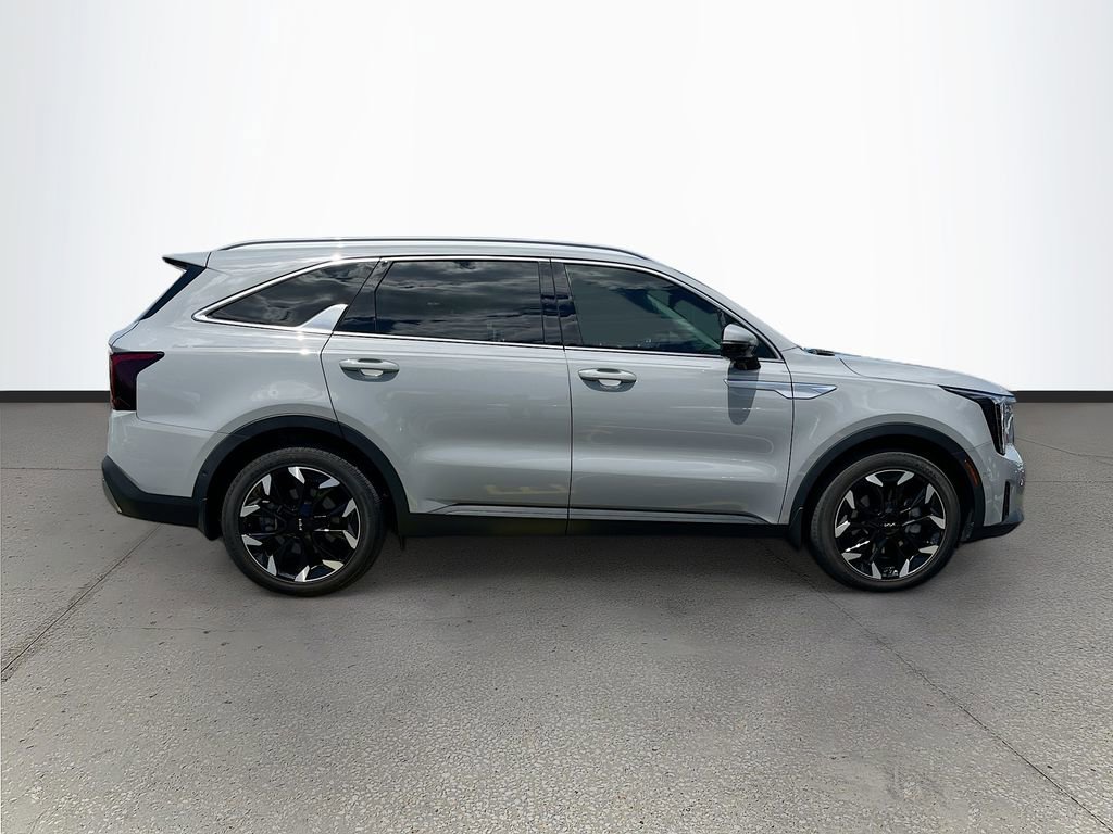 Used 2024 Kia Sorento SX FWD image 8