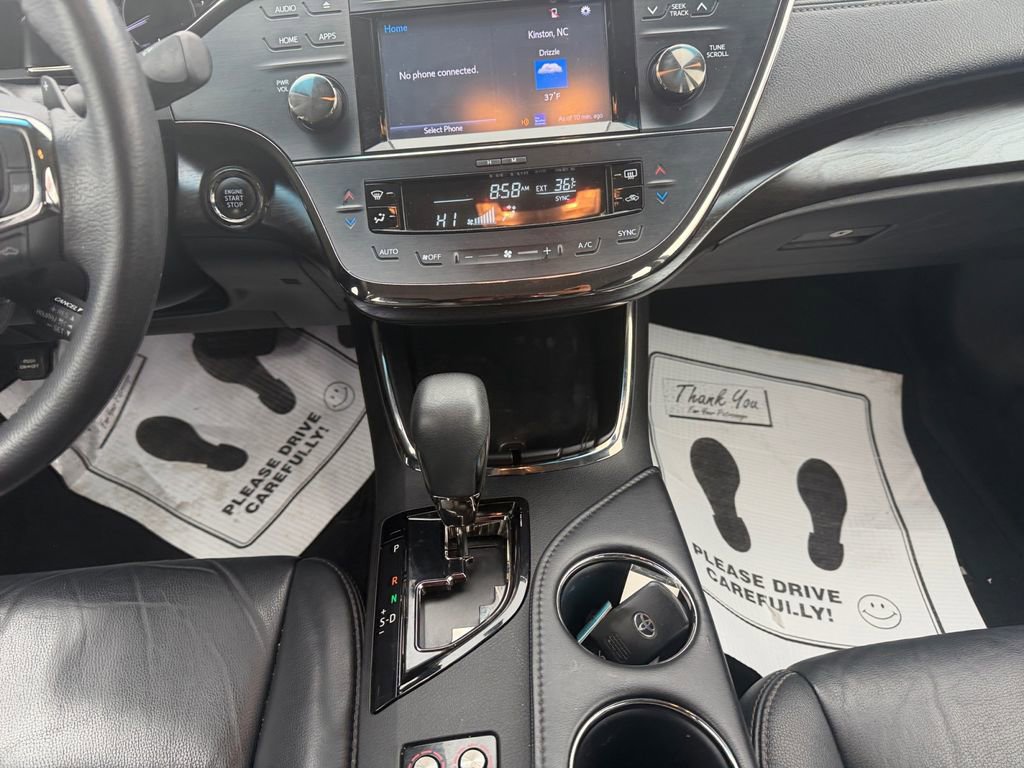 Used 2018 Toyota Avalon XLE w/ Carpet Mat Package image 11