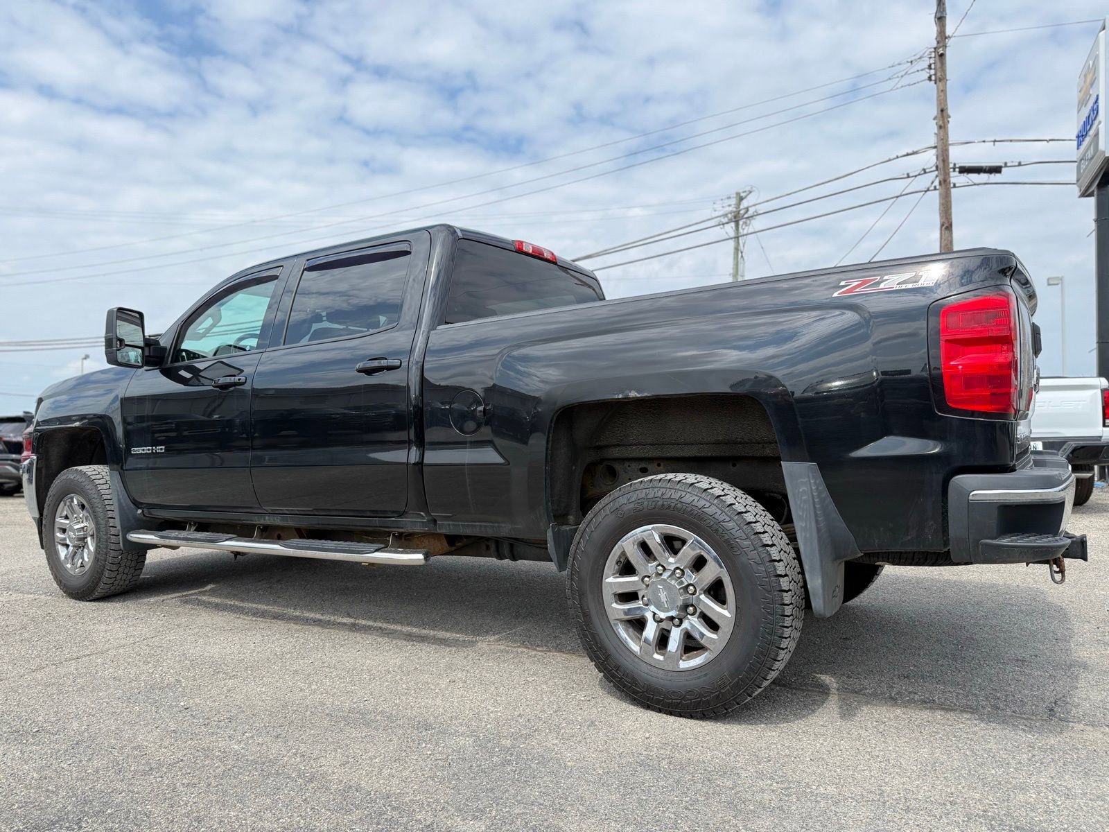 Used 2015 Chevrolet Silverado 2500 LT w/ LT Convenience Package image 4