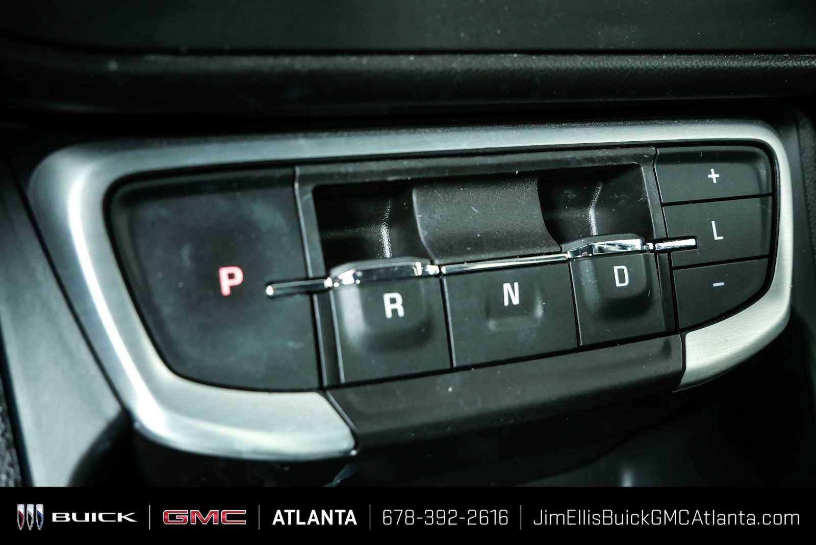 Used 2023 GMC Terrain SLE FWD image 16
