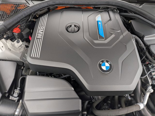 Used 2023 BMW 330e w/ M Sport Package image 23
