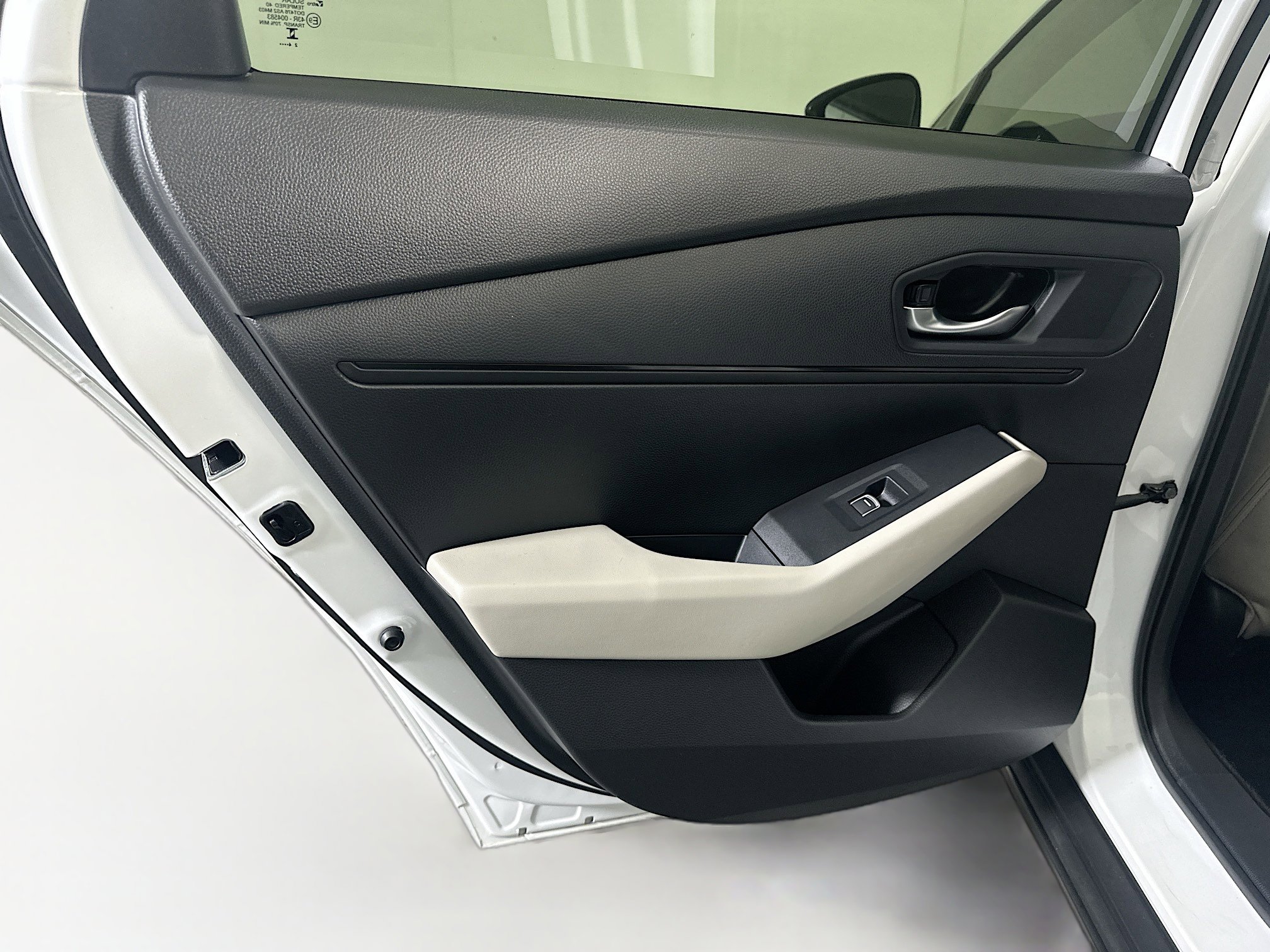 Used 2025 Honda Accord SE image 28