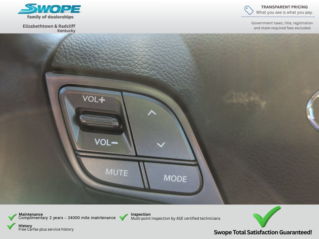 Used 2017 Hyundai Santa Fe Limited AWD/4WD image 24