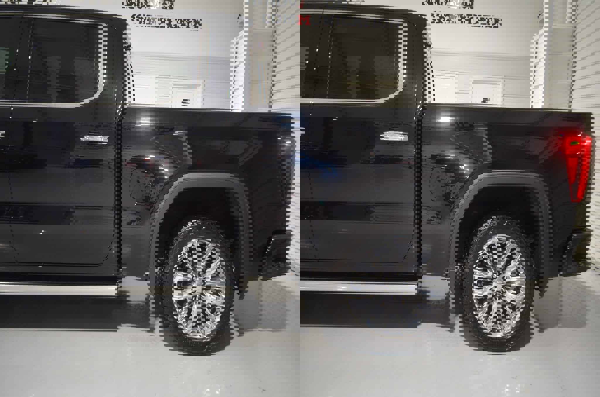 Used 2024 GMC Sierra 1500 Denali w/ Denali Reserve Package image 5