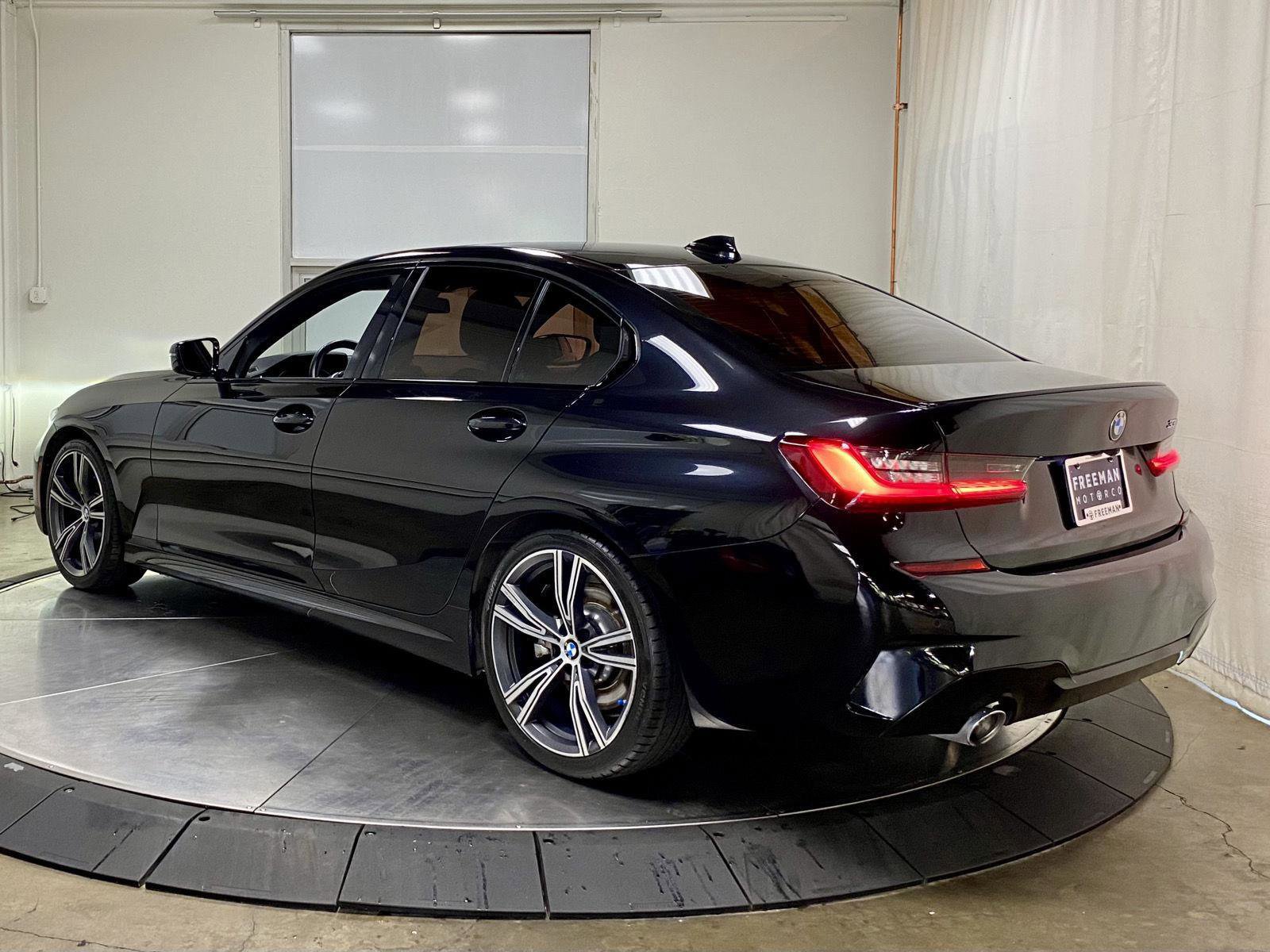 Used 2022 BMW 330i Sedan w/ M Sport Package RWD image 7