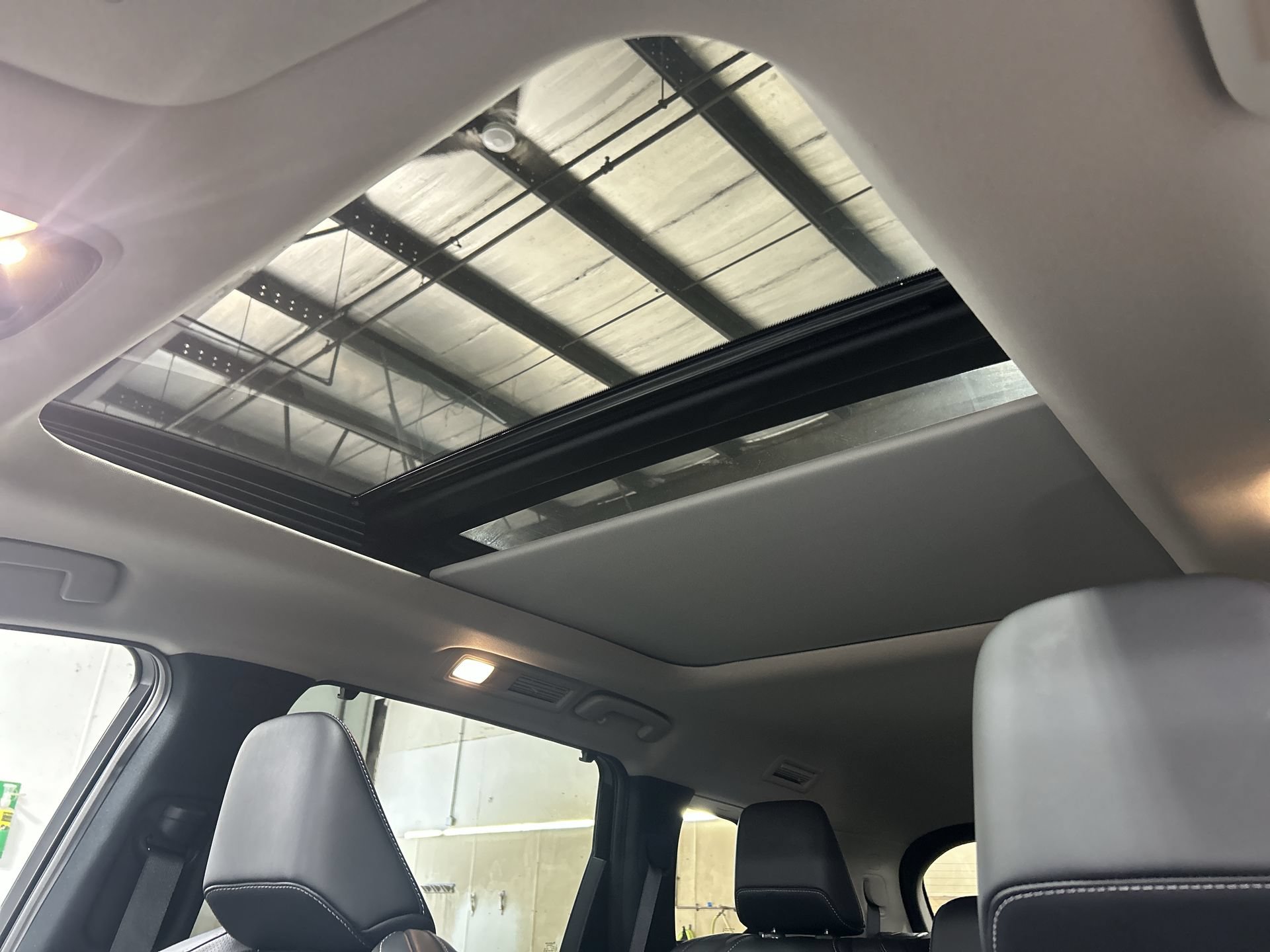 Used 2023 INFINITI QX60 Sensory AWD/4WD image 20