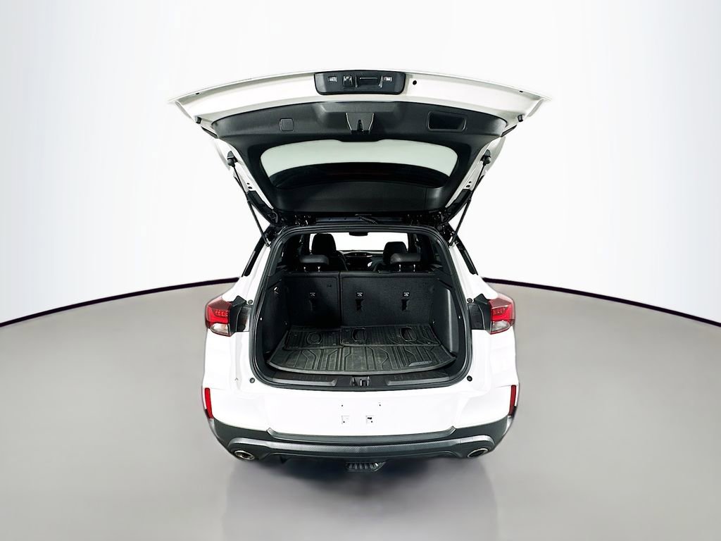 Used 2023 Chevrolet TrailBlazer RS w/ Convenience Package image 29