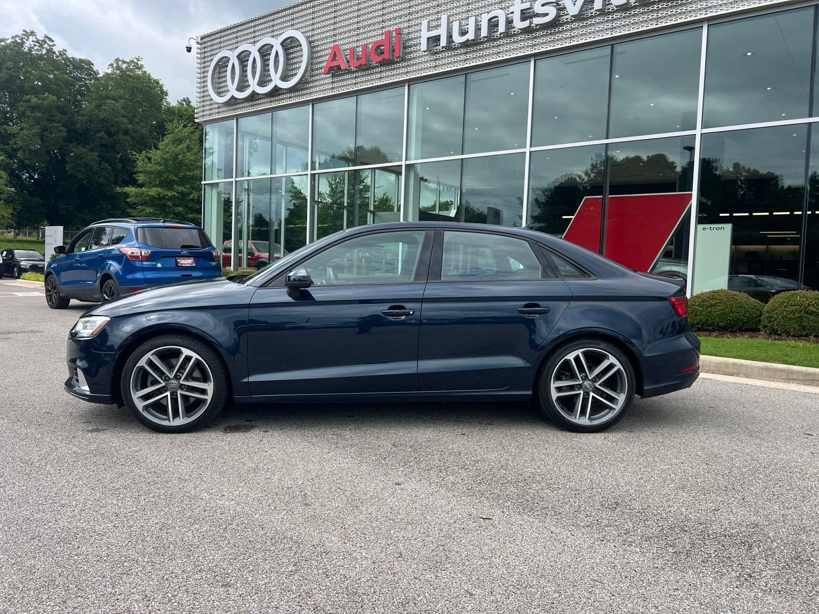 Used 2018 Audi A3 2.0T Premium w/ Convenience Package FWD image 4