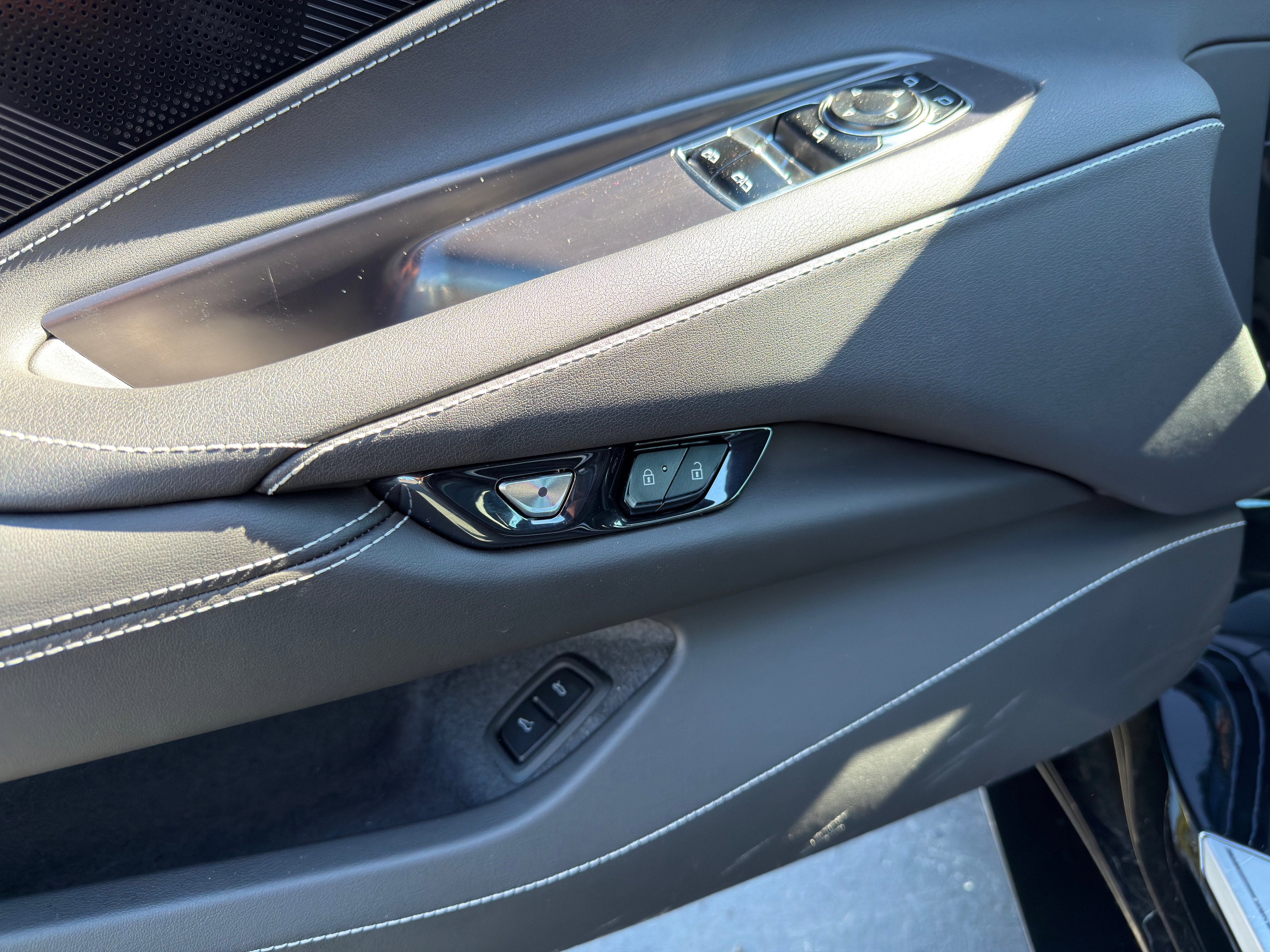 Used 2023 Chevrolet Corvette 2LT w/ Z51 Performance Package image 21