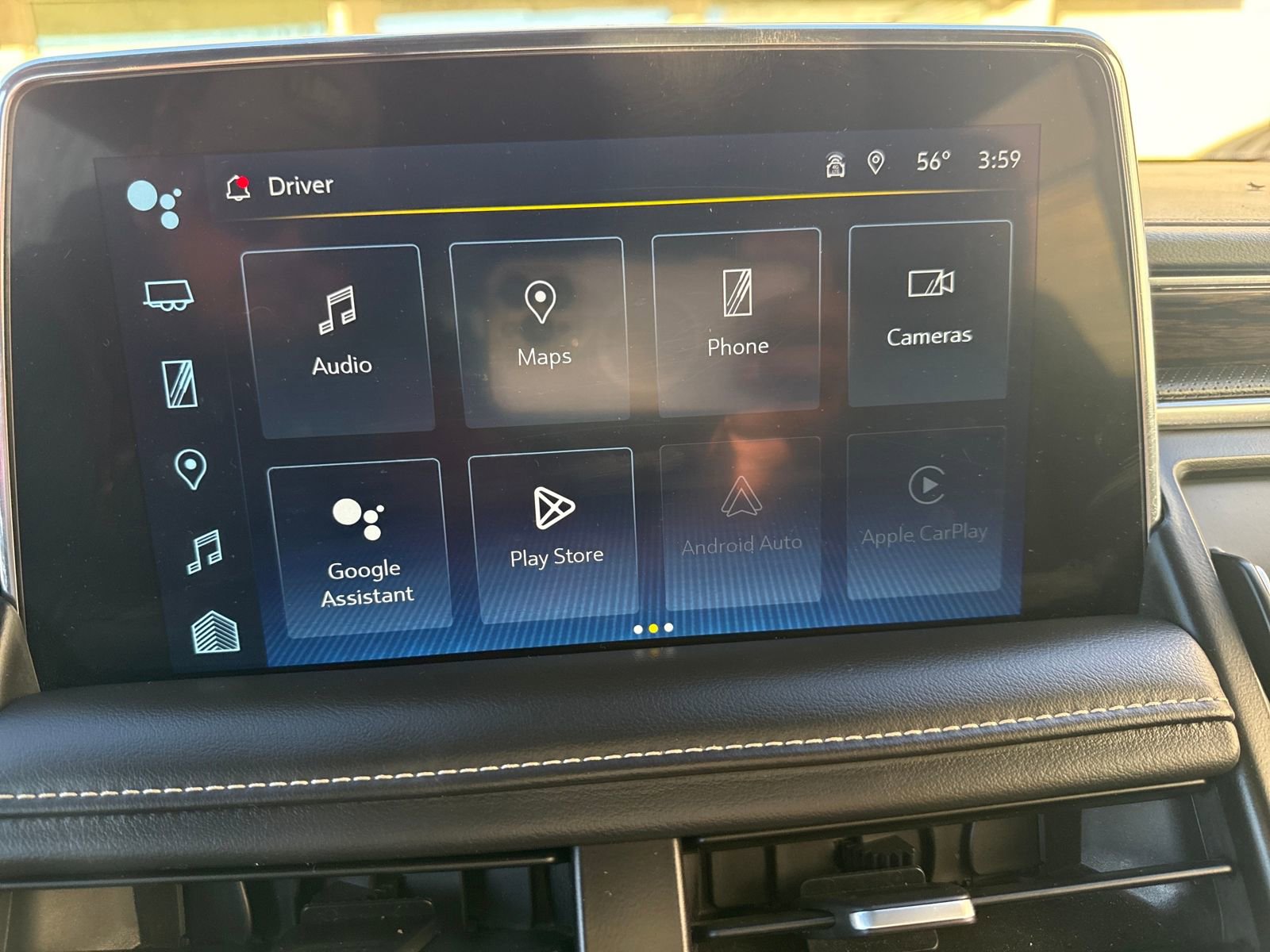 Used 2023 Chevrolet Suburban Premier image 19