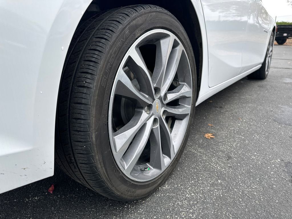 Used 2024 Chevrolet Malibu LT image 6