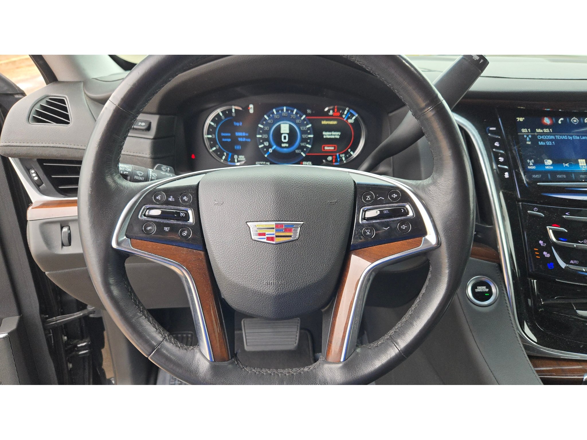 Used 2019 Cadillac Escalade Premium Luxury RWD image 25