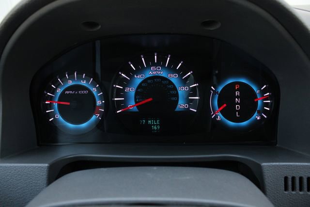 Used 2011 Ford Fusion SE FWD image 9