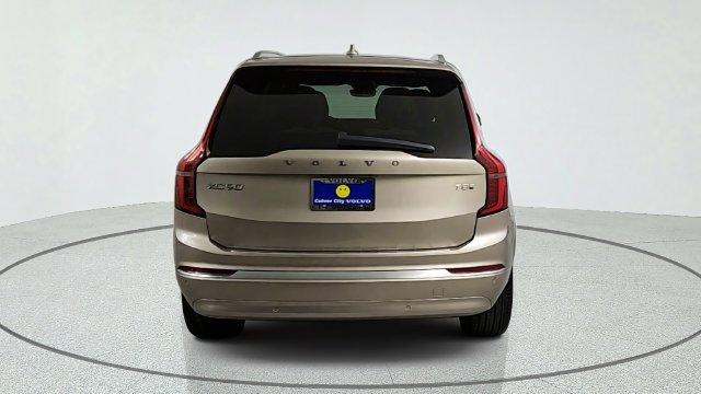 New 2026 Volvo XC90 T8 Plus w/ Protection Package Premier AWD/4WD image 6