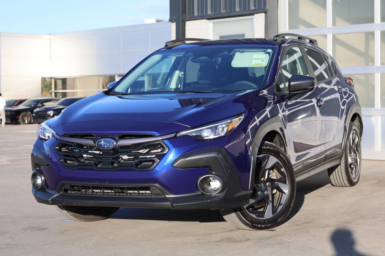 Used 2025 Subaru Crosstrek 2.5i Limited w/ Crosstrek Mirror Package AWD/4WD image 3