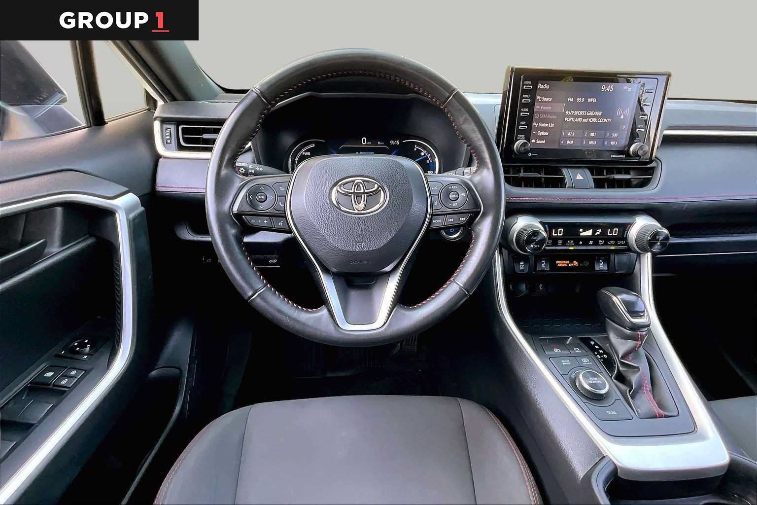 Used 2021 Toyota RAV4 SE AWD/4WD image 6