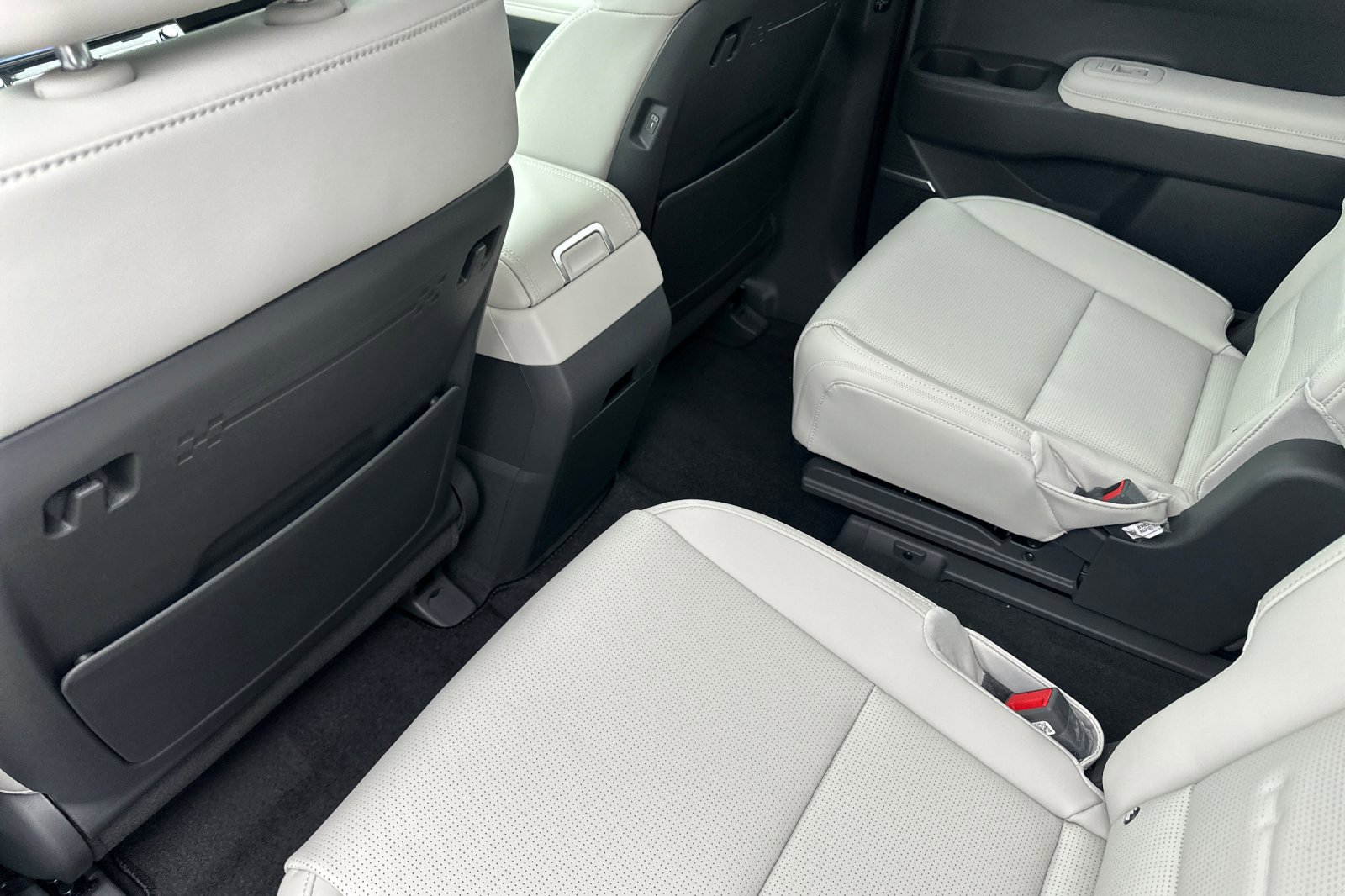 New 2026 Hyundai Santa Fe Calligraphy image 12