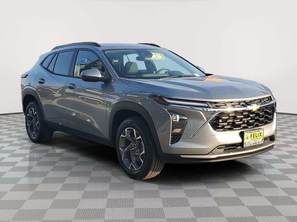 New 2026 Chevrolet Trax LT image 2