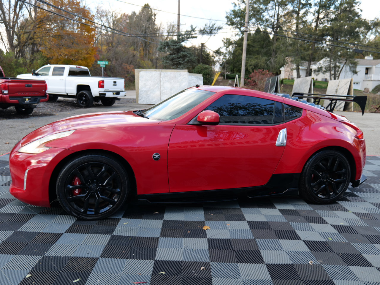 Used 2017 Nissan 370Z Coupe image 9