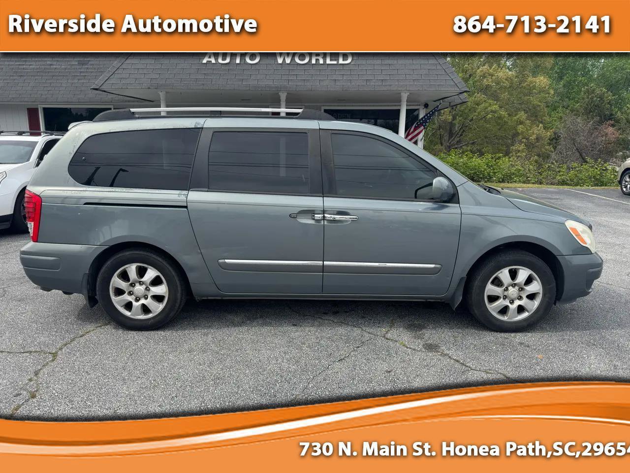 Used 2008 Hyundai Entourage Limited FWD image 1