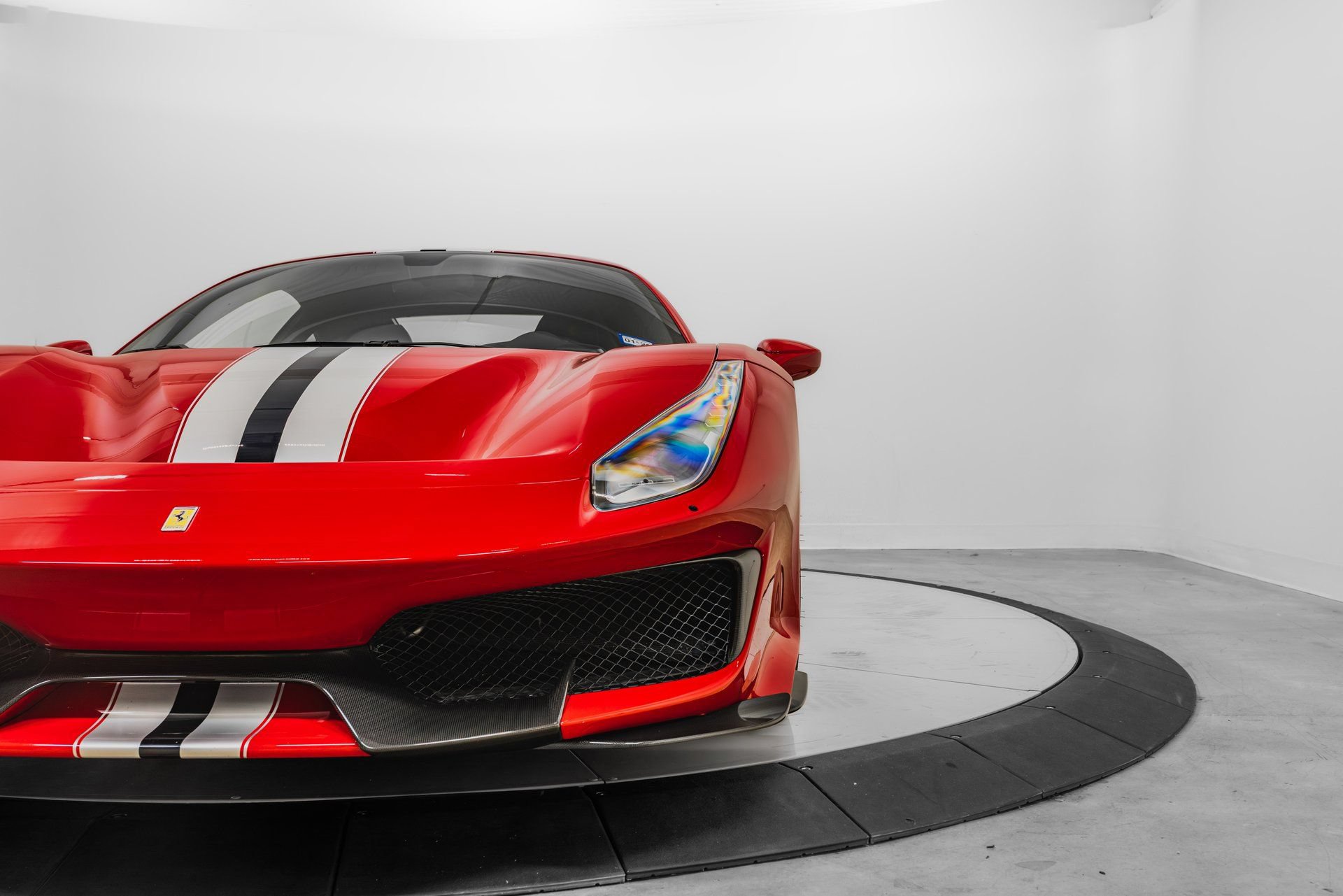 Certified 2020 Ferrari 488 Pista Coupe RWD image 45