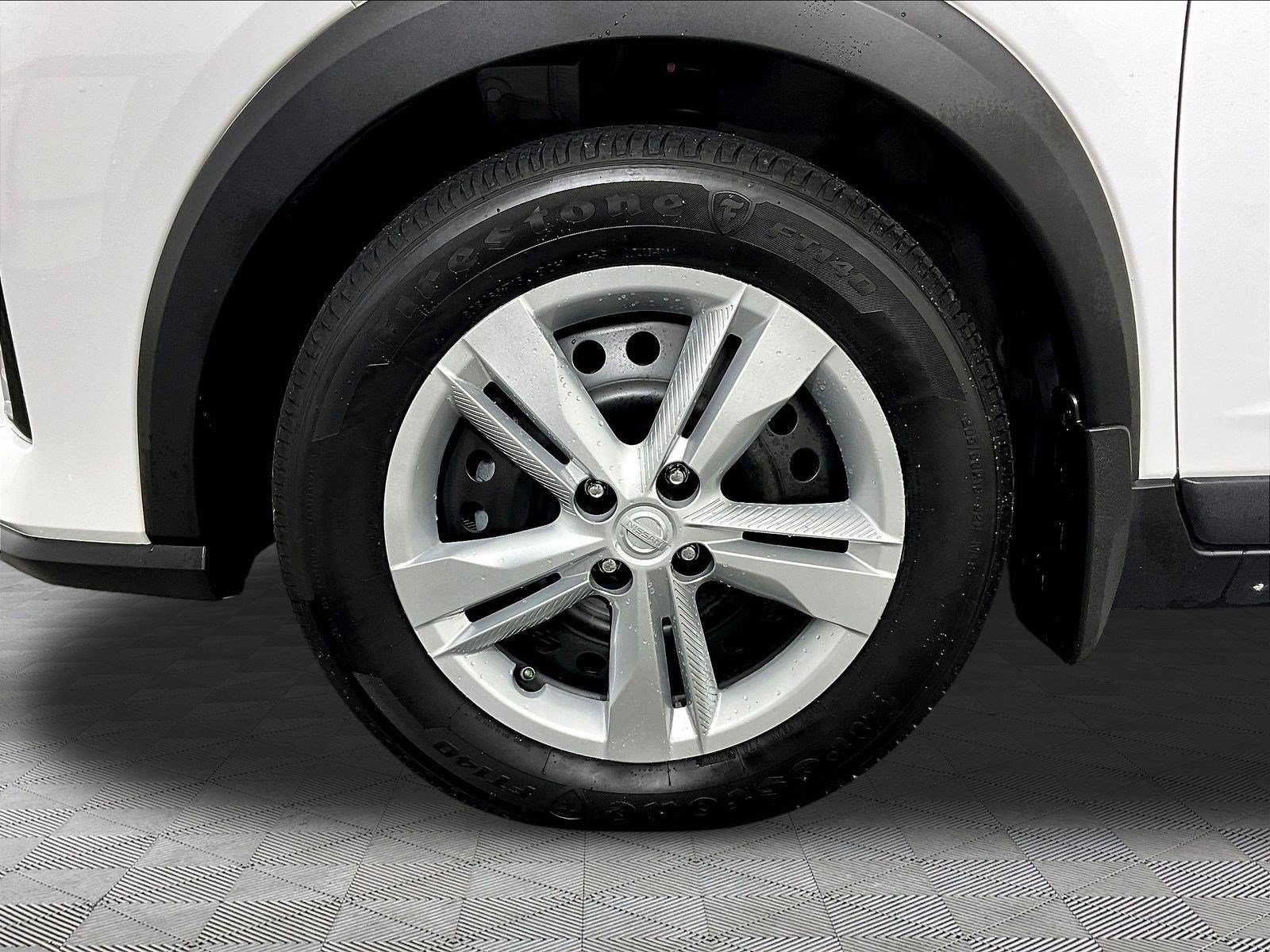 Certified 2022 Nissan Kicks S FWD image 33