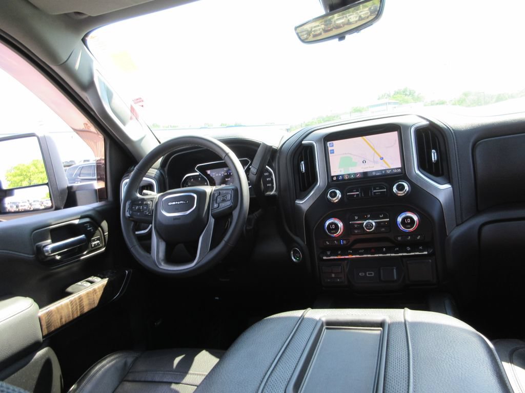 Certified 2021 GMC Sierra 3500 Denali w/ Denali Ultimate Package AWD/4WD image 30