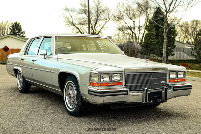 Used 1986 Cadillac Brougham Brougham image 12