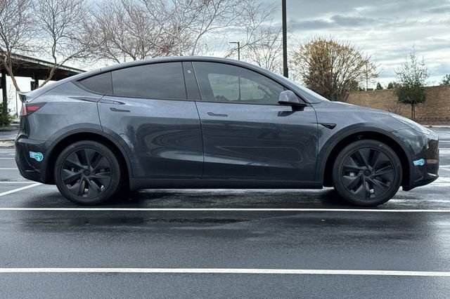 Used 2025 Tesla Model Y Long Range image 5