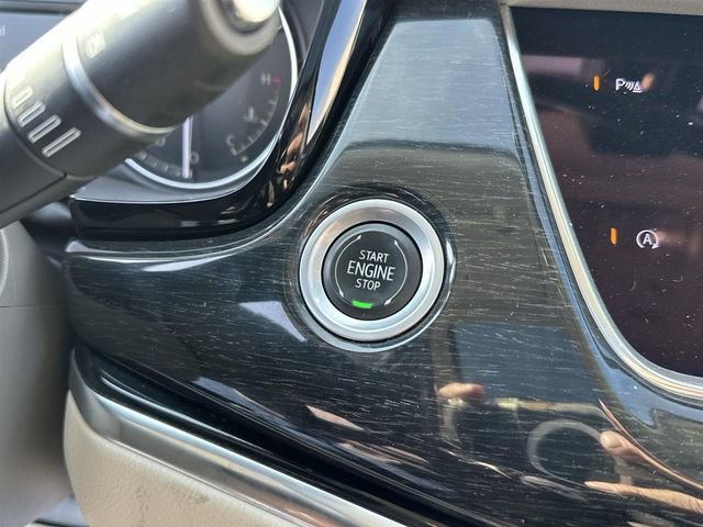 Certified 2022 Cadillac XT6 Premium Luxury image 17