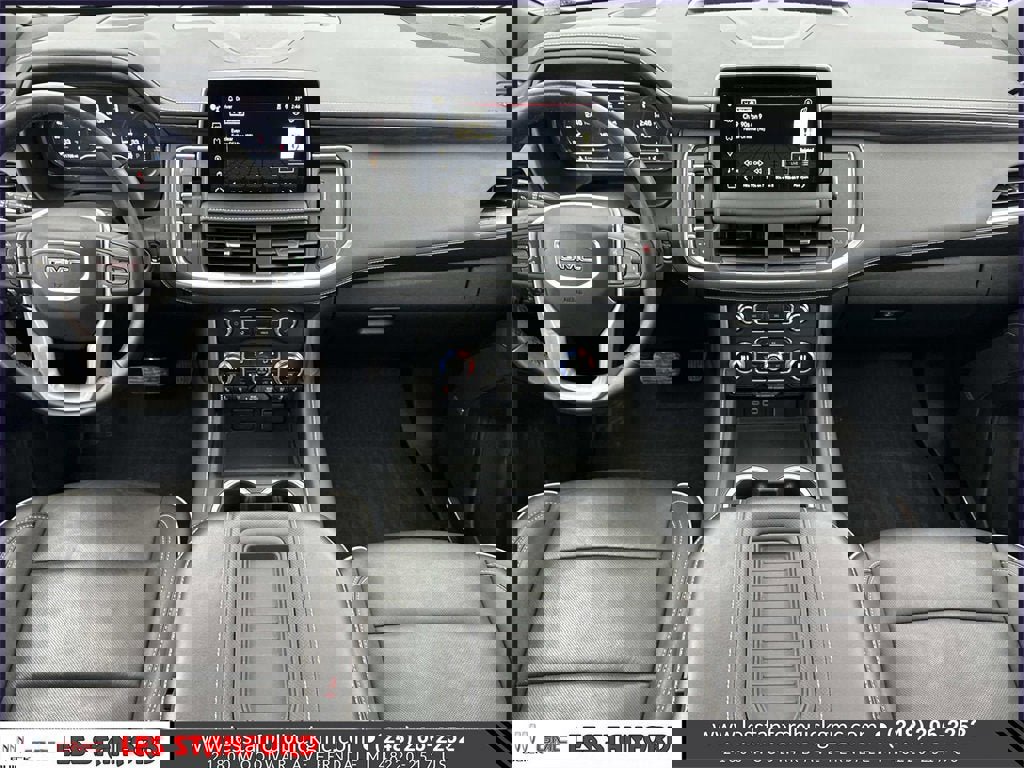 Used 2024 GMC Yukon XL SLT w/ SLT Premium Package image 16