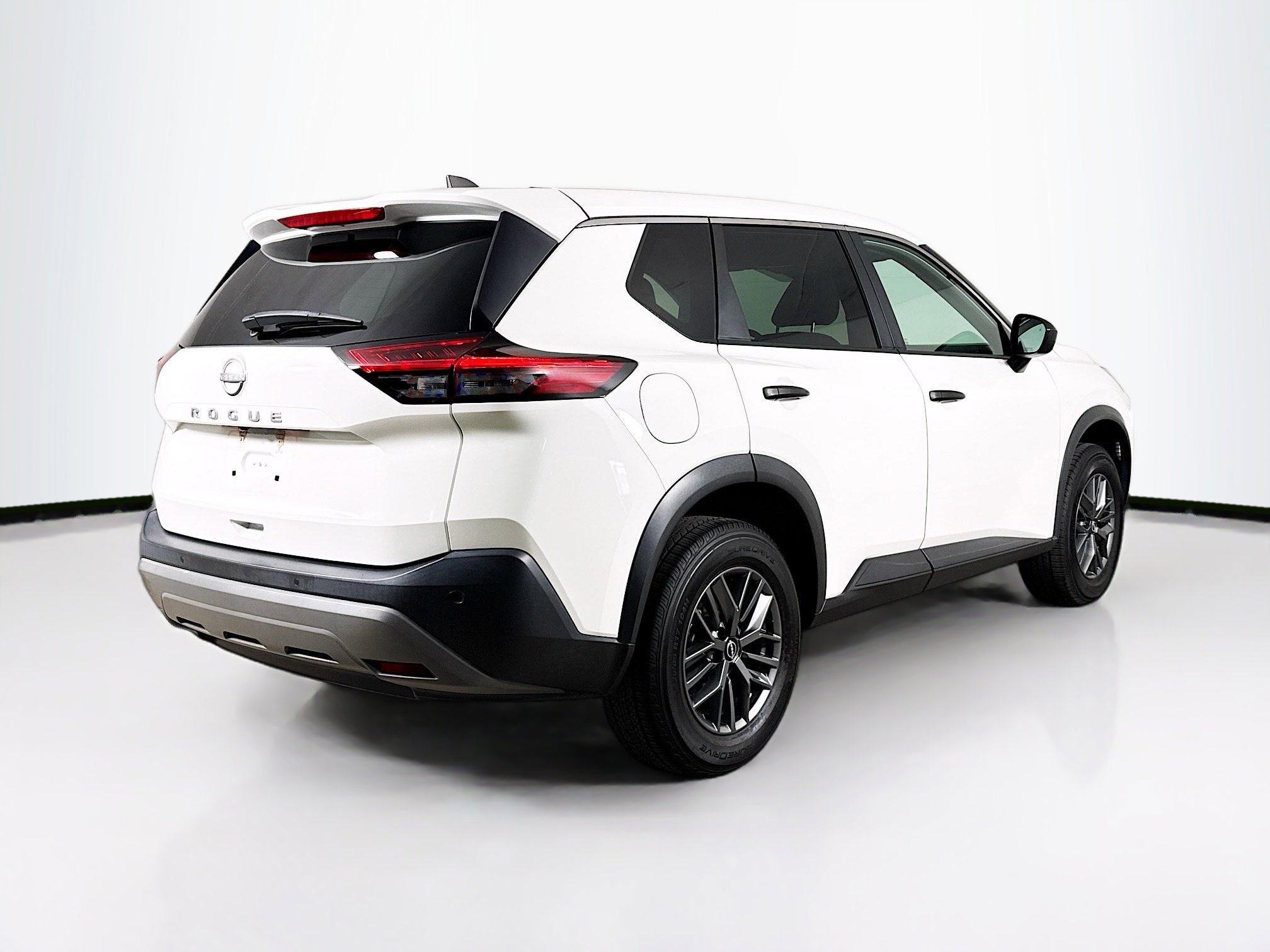 Used 2022 Nissan Rogue S image 30