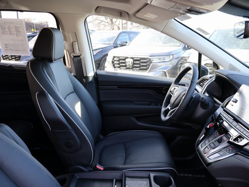 New 2026 Honda Odyssey Elite image 6