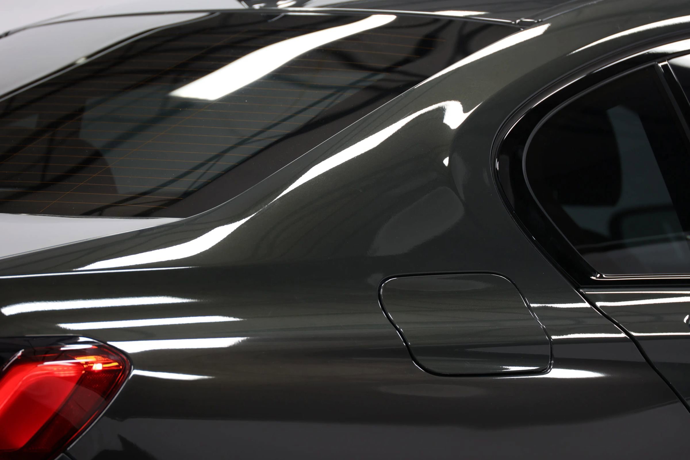 Used 2022 BMW M760i xDrive w/ Luxury Rear Seating Package image 73