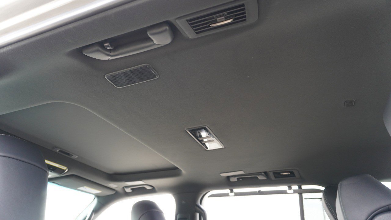 Used 2024 Lexus LX 600 4WD w/ Luxury Package image 35