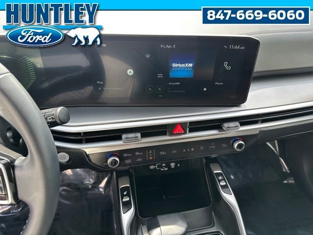 Used 2025 Kia Sorento S image 22