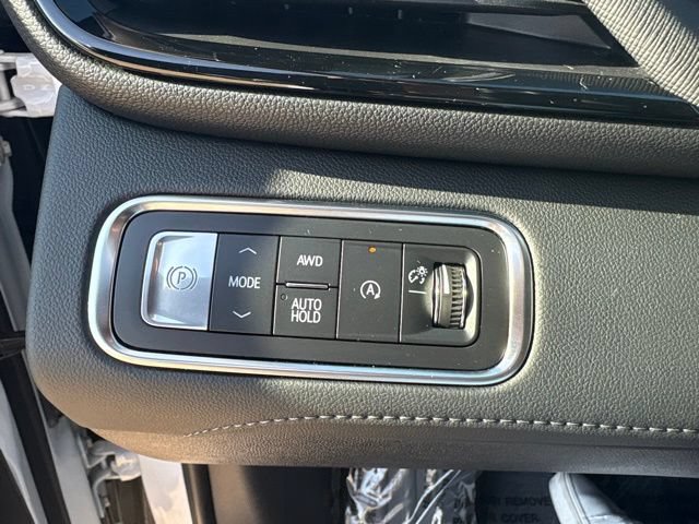 Used 2026 Buick Enclave Preferred AWD/4WD image 30
