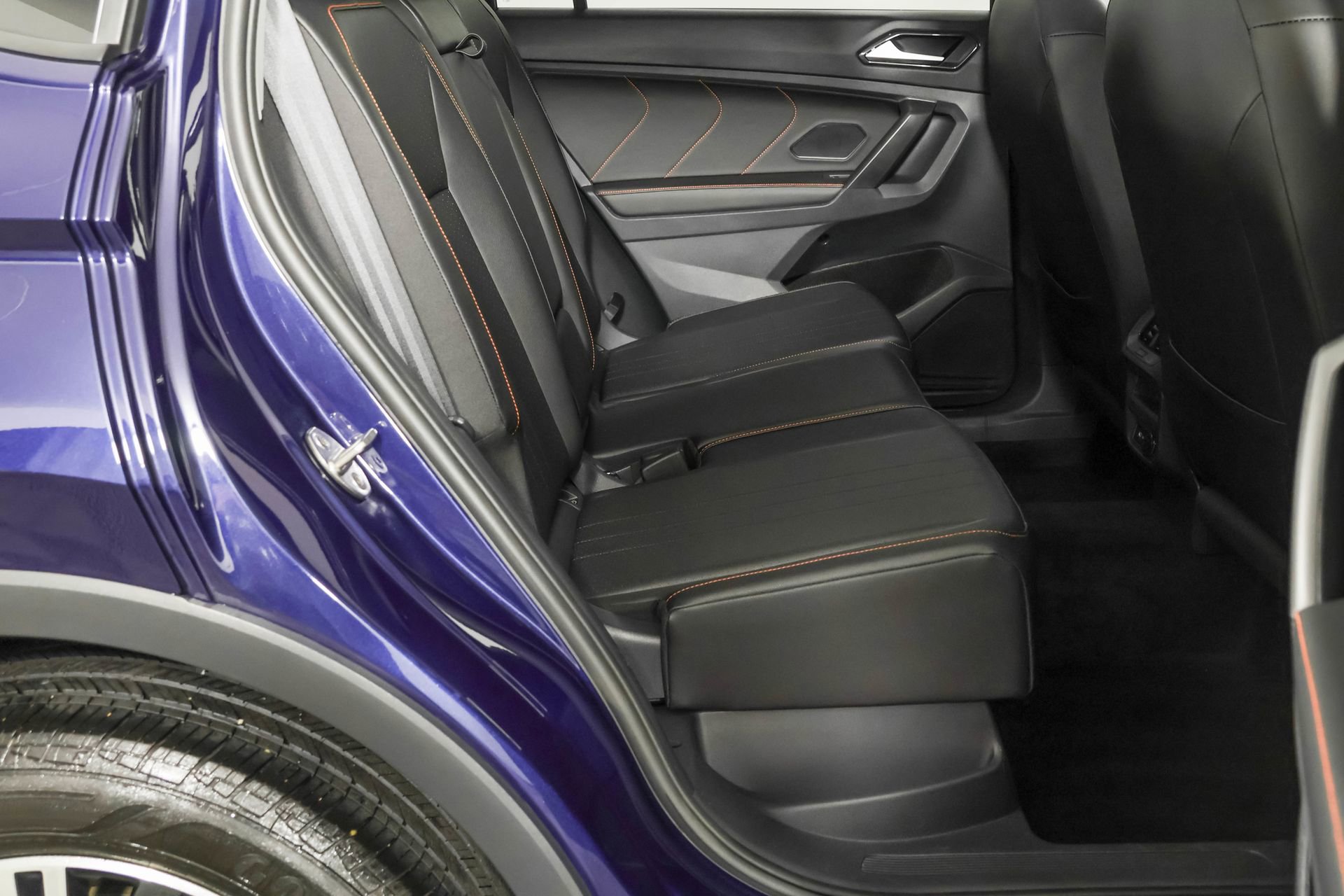 Used 2024 Volkswagen Tiguan Wolfsburg Edition w/ Panoramic Sunroof Package AWD/4WD image 41