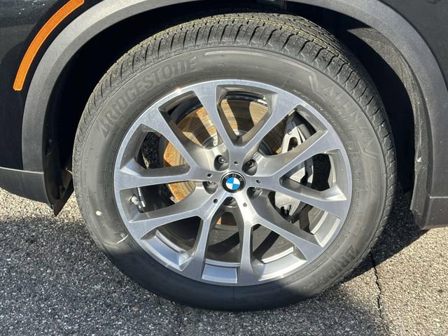 New 2026 BMW X5 xDrive40i w/ Premium Package AWD/4WD image 7