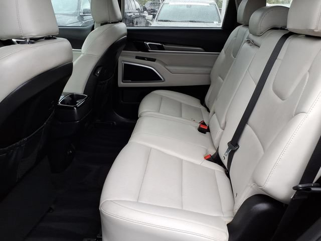 Used 2020 Kia Telluride S w/ S 8 Passenger Seating Package FWD image 7
