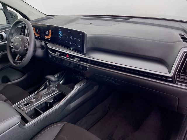 Used 2025 Kia Sorento LX image 29