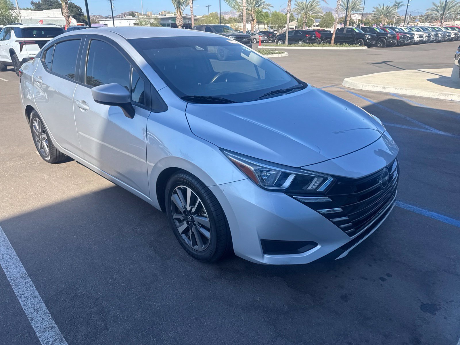 Used 2023 Nissan Versa SV FWD image 1