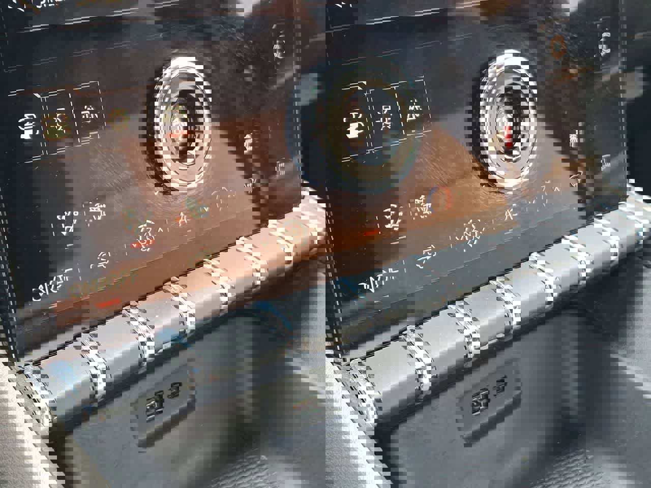 Used 2026 GMC Terrain Elevation image 25