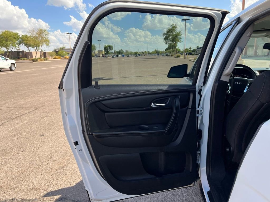 Used 2016 GMC Acadia SLE image 23