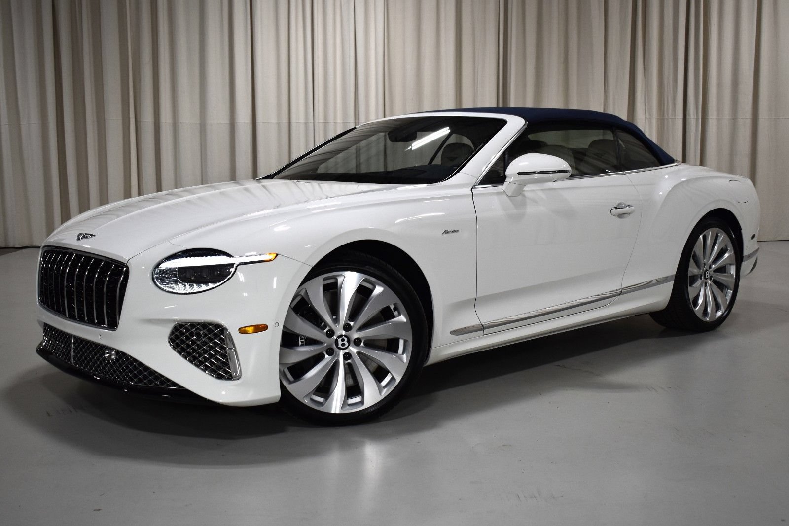 New 2026 Bentley Continental GT AWD/4WD image 1