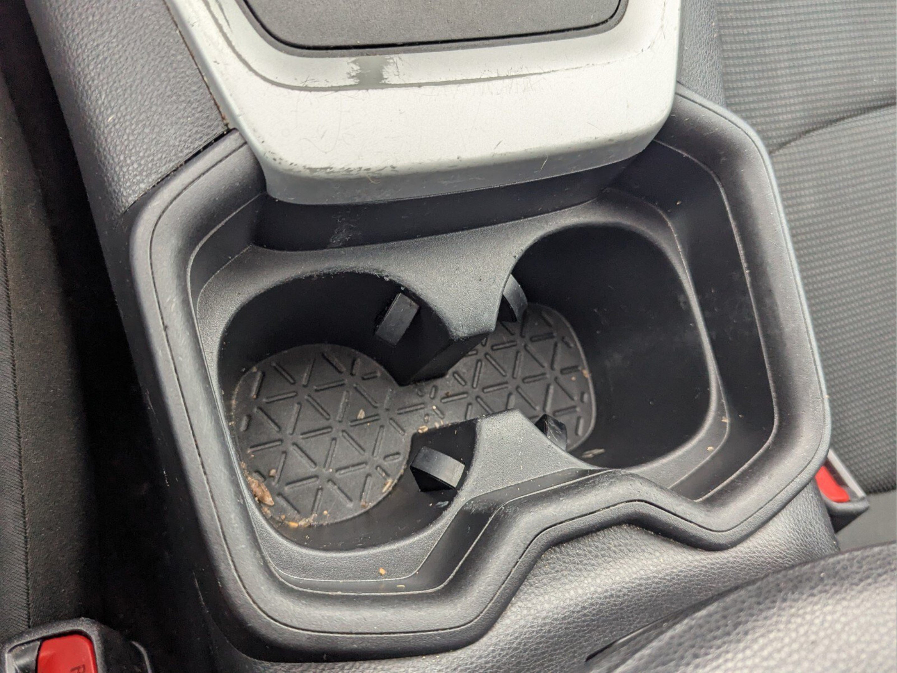 Used 2021 Toyota RAV4 LE FWD image 29
