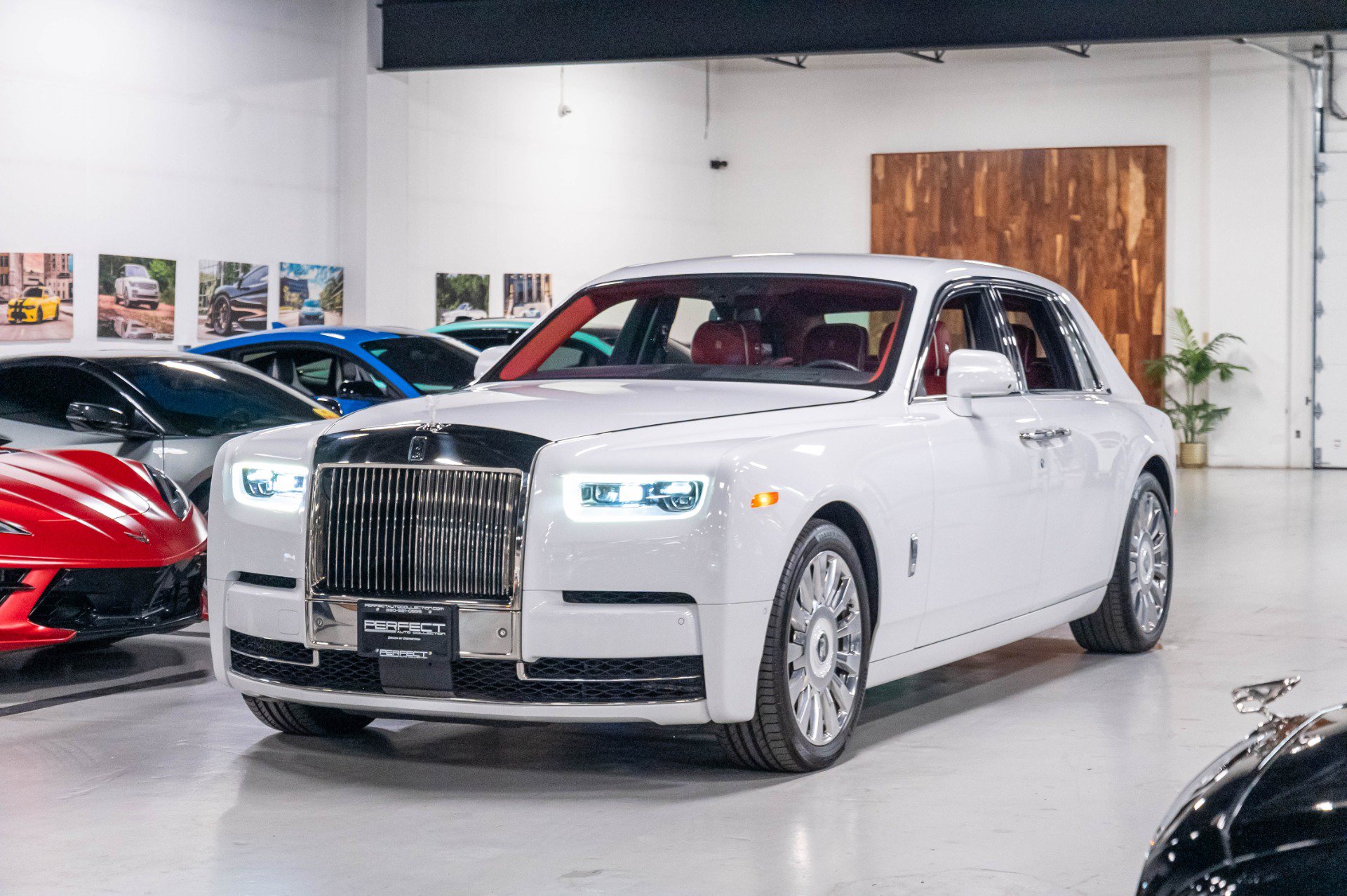 Used 2019 Rolls-Royce Phantom Sedan RWD image 69