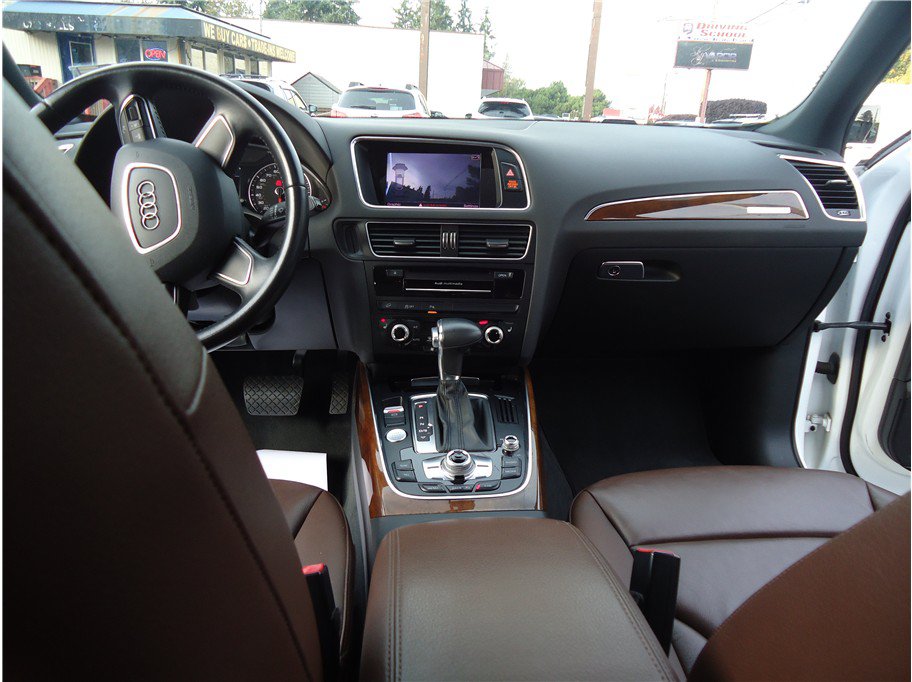Used 2015 Audi Q5 2.0T Premium Plus w/ Technology Package AWD/4WD image 20
